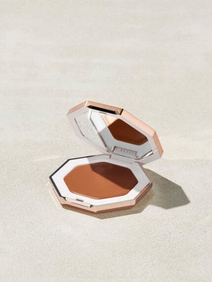 Cheeks Out Freestyle Cream Bronzer — Hunnie Glaze