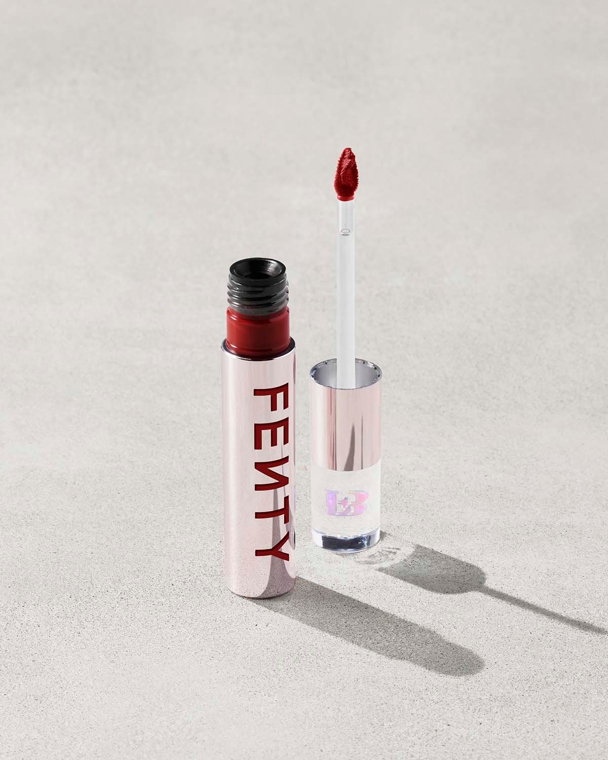 FB_POSTHOL22_T2PRODUCT_CONCRETE_FENTY_ICON_VELVET_LIQUID_LIP_OPEN_HBIC_1200x1500_59ff69d0-a6de-4ea9-8b05-3a739fe5c7ad
