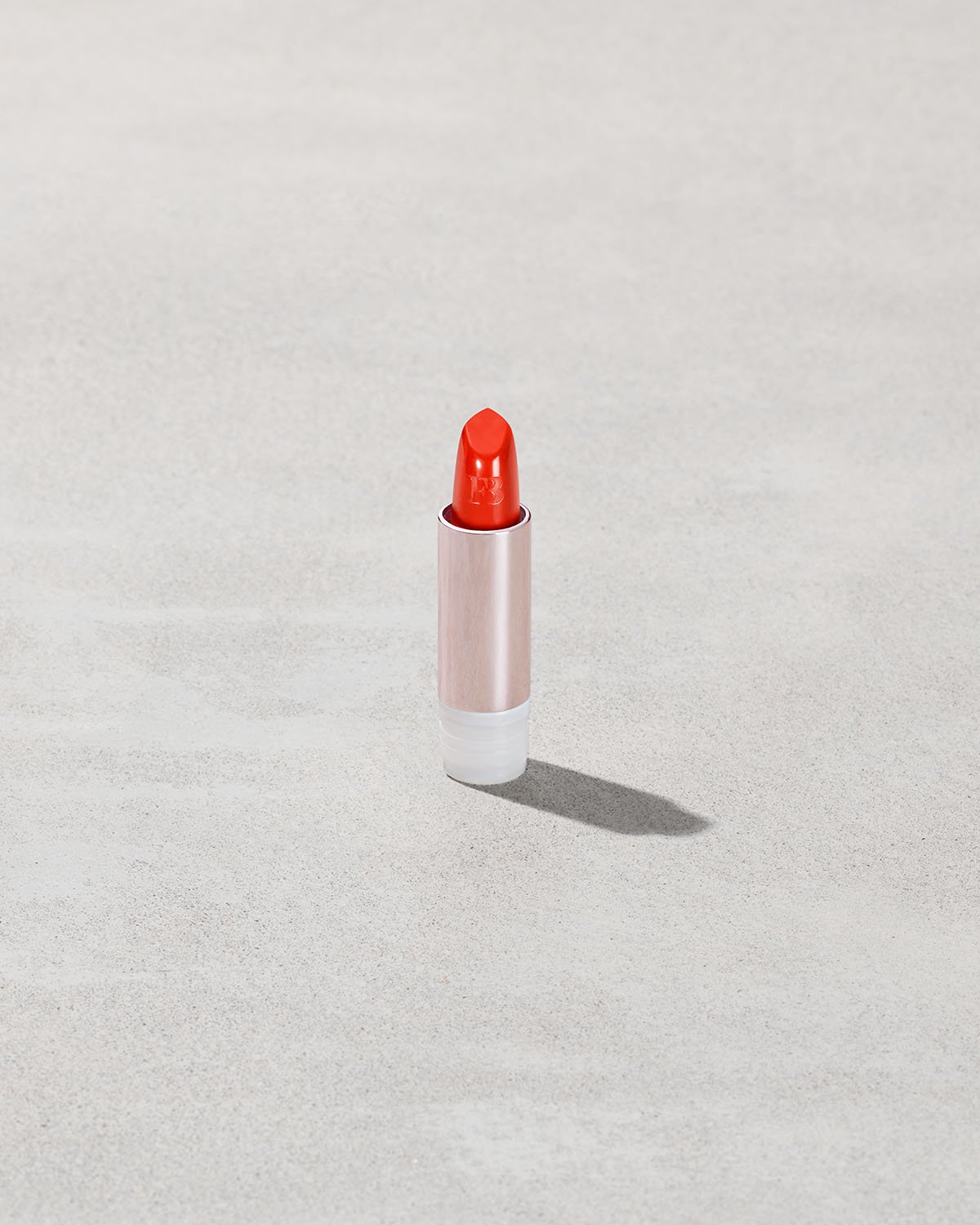 FB_SUM23_T2PRODUCT_CONCRETE_LE-ICON_BULLET_NOSY-ROSY_1200x1500_72DPI
