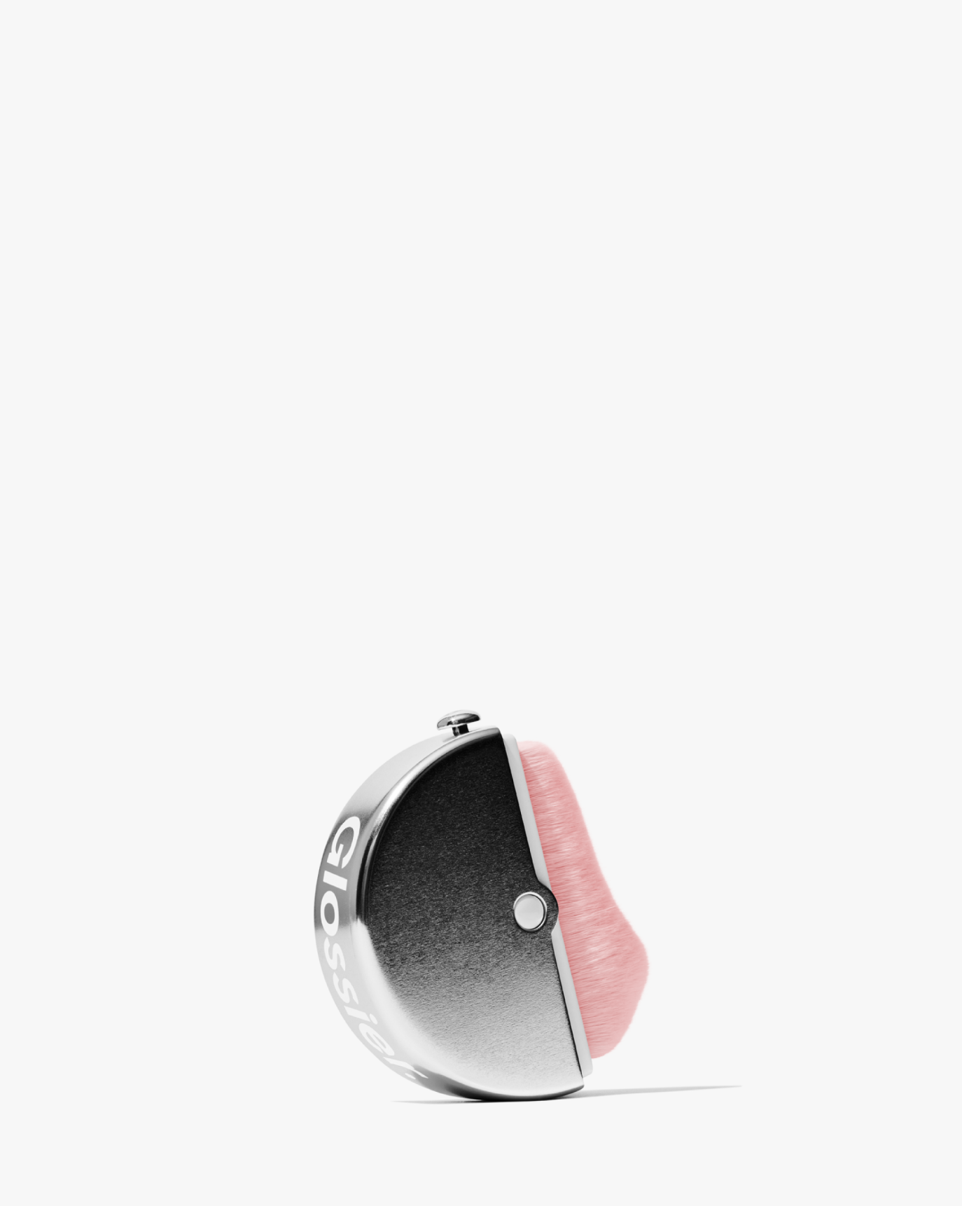 glossier-makeup-stretch-face-brush-carousel-01